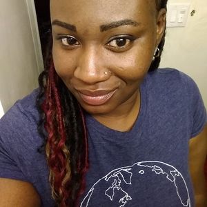 Meet your Posher, Christine